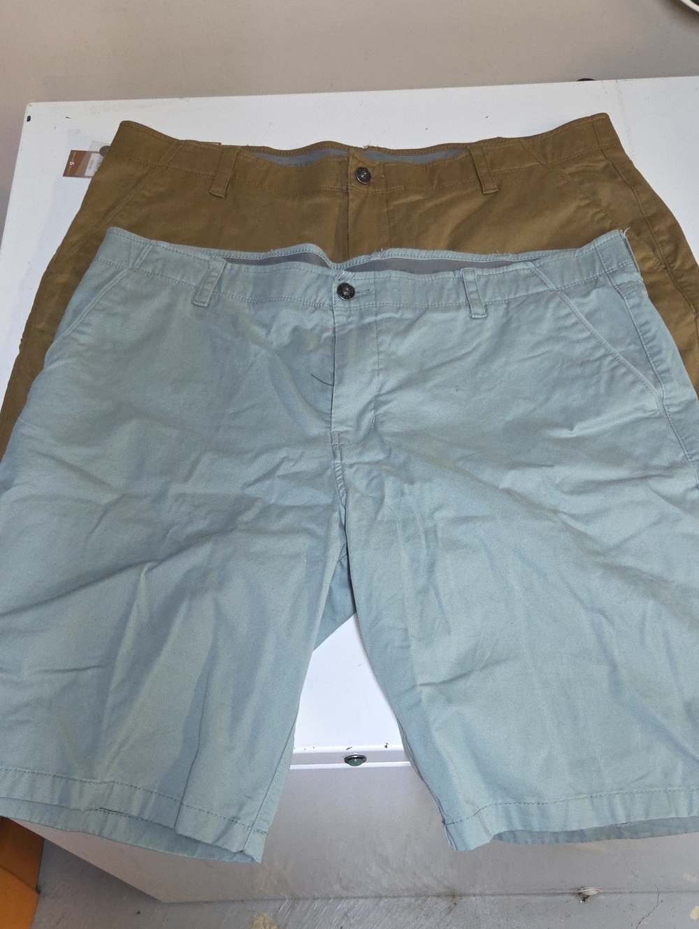 Denver Hayes 2-Pack Flat Front Chino Shorts in Light Blue and Brown Cotton Sz 40